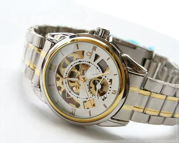 Cách chọn đồng hồ lộ máy phù hợp
